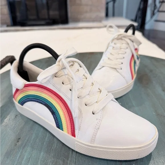 Katy Perry The Rizzo Rainbow Sneakers Women’s Size 8 White Lace Up Shoes - Picture 1 of 12